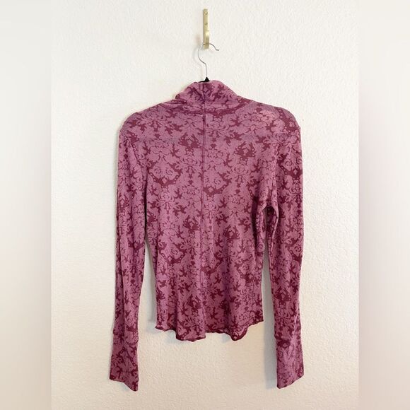 Free People You And I Print Ribbed burnout thermal Top in pink. Medium - Picture 3 of 7